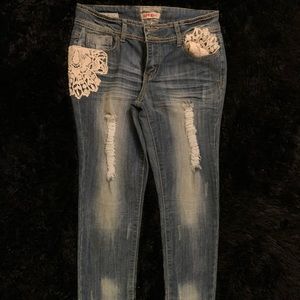 Cute Distressed lace  jeans.